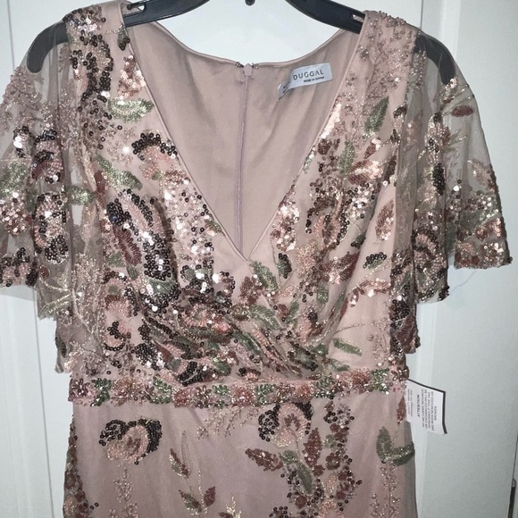 New! SOLD OUT Mac Duggal Sequin Floral Butterfly A-Line Gown 🌸 sz 10 - Picture 5 of 9